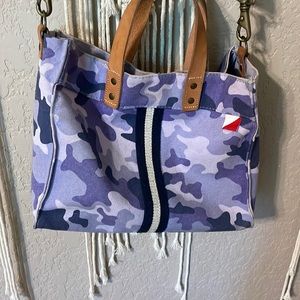 Blue camo shorebag canvas bag